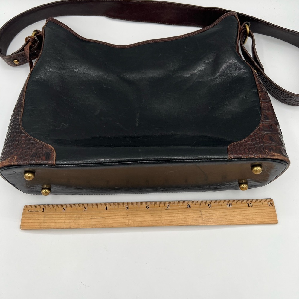 Vintage Brahmin Black and Brown Leather Shoulder Bag - Picture 6 of 10